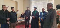 دیدار مسئولان شهرستان تویسرکان با خانواده شهدای جنگ رمضان